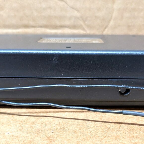 NAPCO 2WAY-RCVR 2-WAY UNIVERSAL LCD KEYFOB RECEIVER - RECEIVER ONLY - Picture 2 of 4